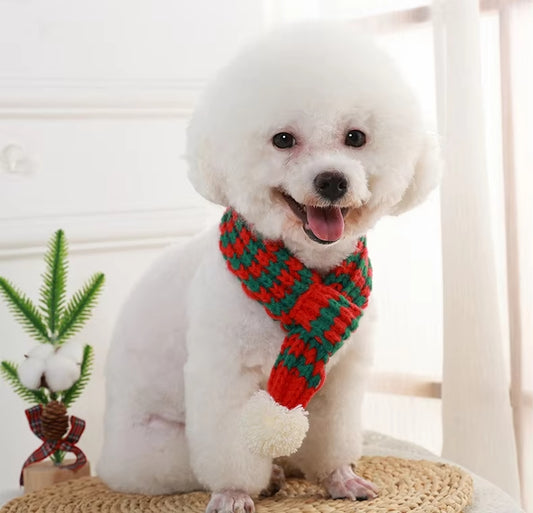 Cozy Knit Scarf for Pets: Red & Green Warmth for Christmas & Winter Fun